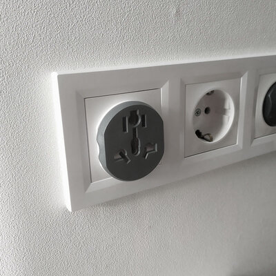 ProZone AC9605 Compact US/UK/AU to EU Plug Gray