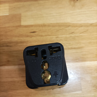 Faromo Universal Plug SZ-0301 (US/UK/AU in EU) Black