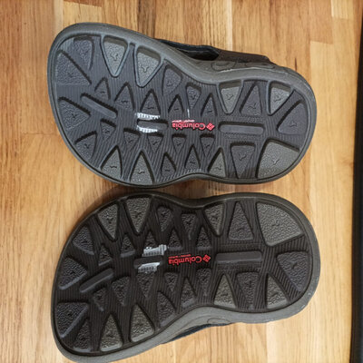 Columbia Techsun Vent 21 (Cordovan/Spicy 1)
